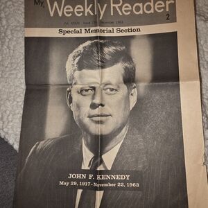 Vintage Weekly Reader Special Memorial Section - Black & Cream